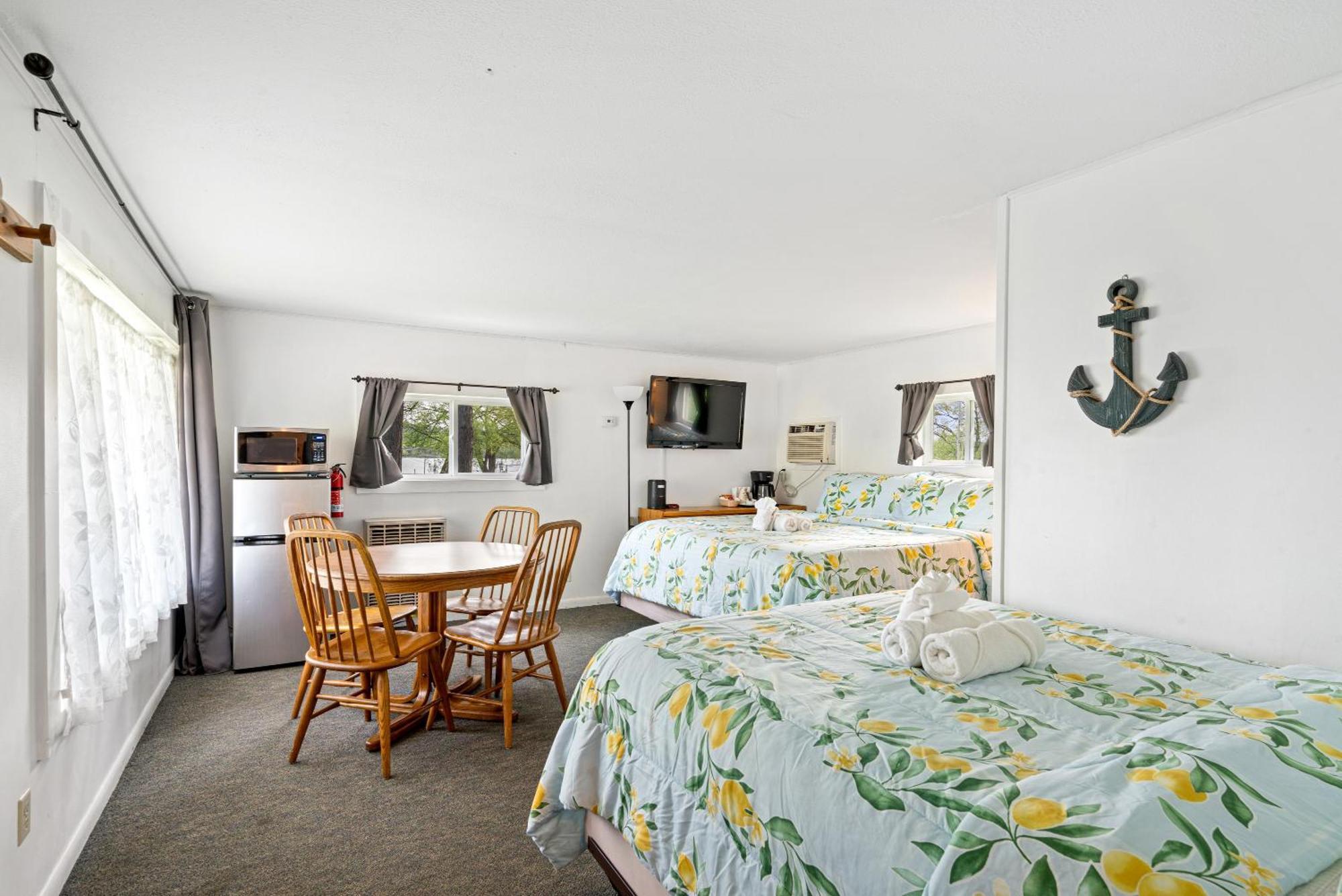 South Arm Retreats Motel East Jordan Kültér fotó